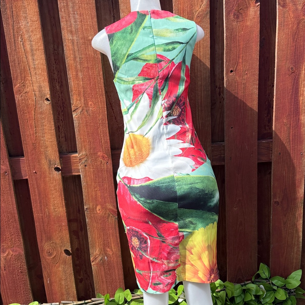 Floral Sleeveless Dress Size M - Picture 5 of 7